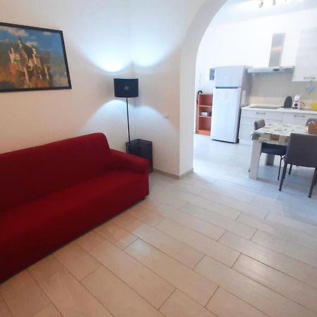 Ferienwohnung Comfy&Cozy Flat In Fiumicino Center Exterior foto
